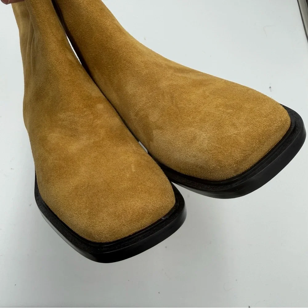 NEW Everlane Toasted Almond Suede Tan Leather The City Boot in Size‎ 7